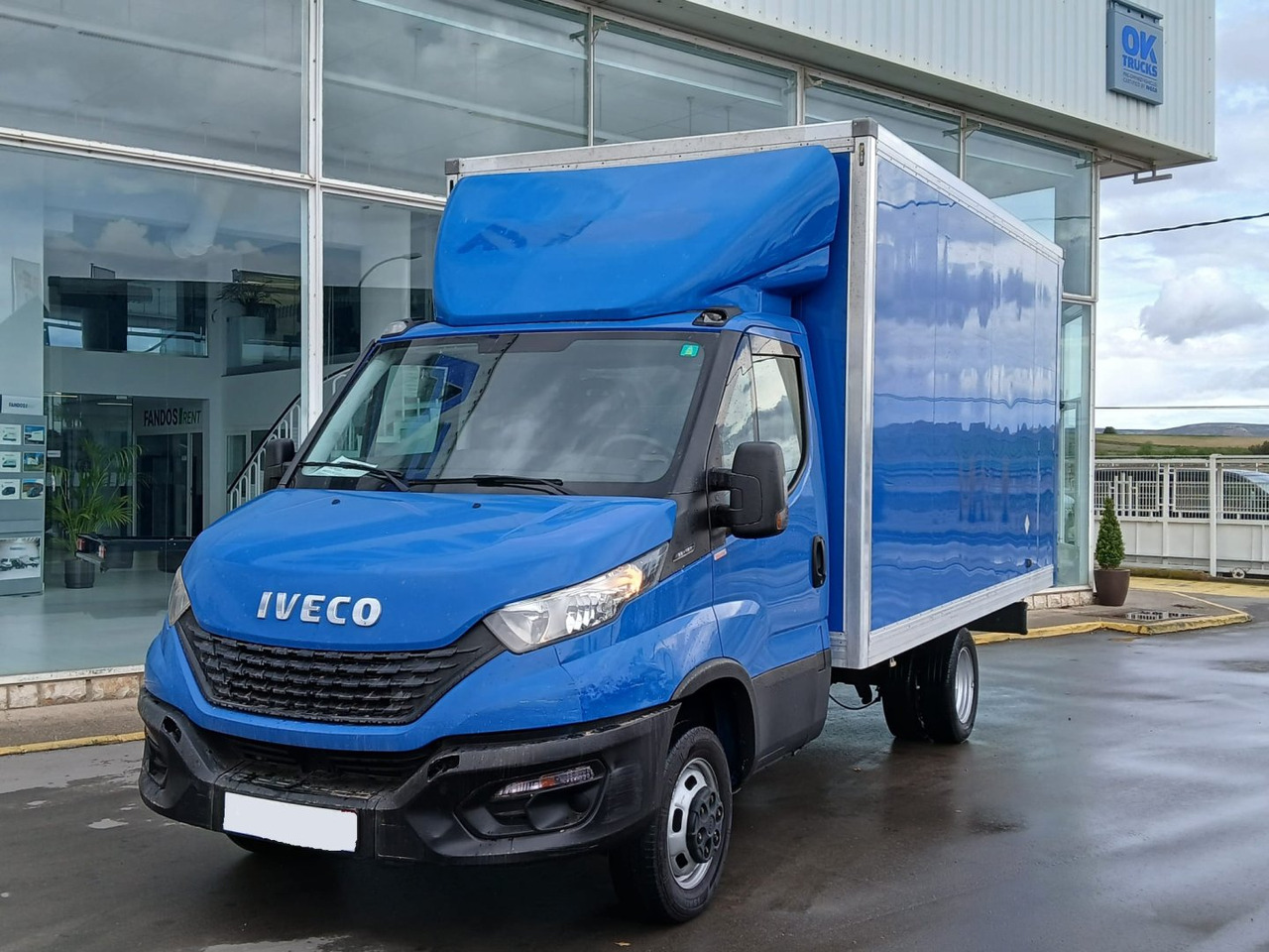Caja cerrada IVECO 35C16 20m3 - Tarbesõiduk furgoon: pilt 1 Caja cerrada IVECO 35C16 20m3 - Tarbesõiduk furgoon: pilt 1