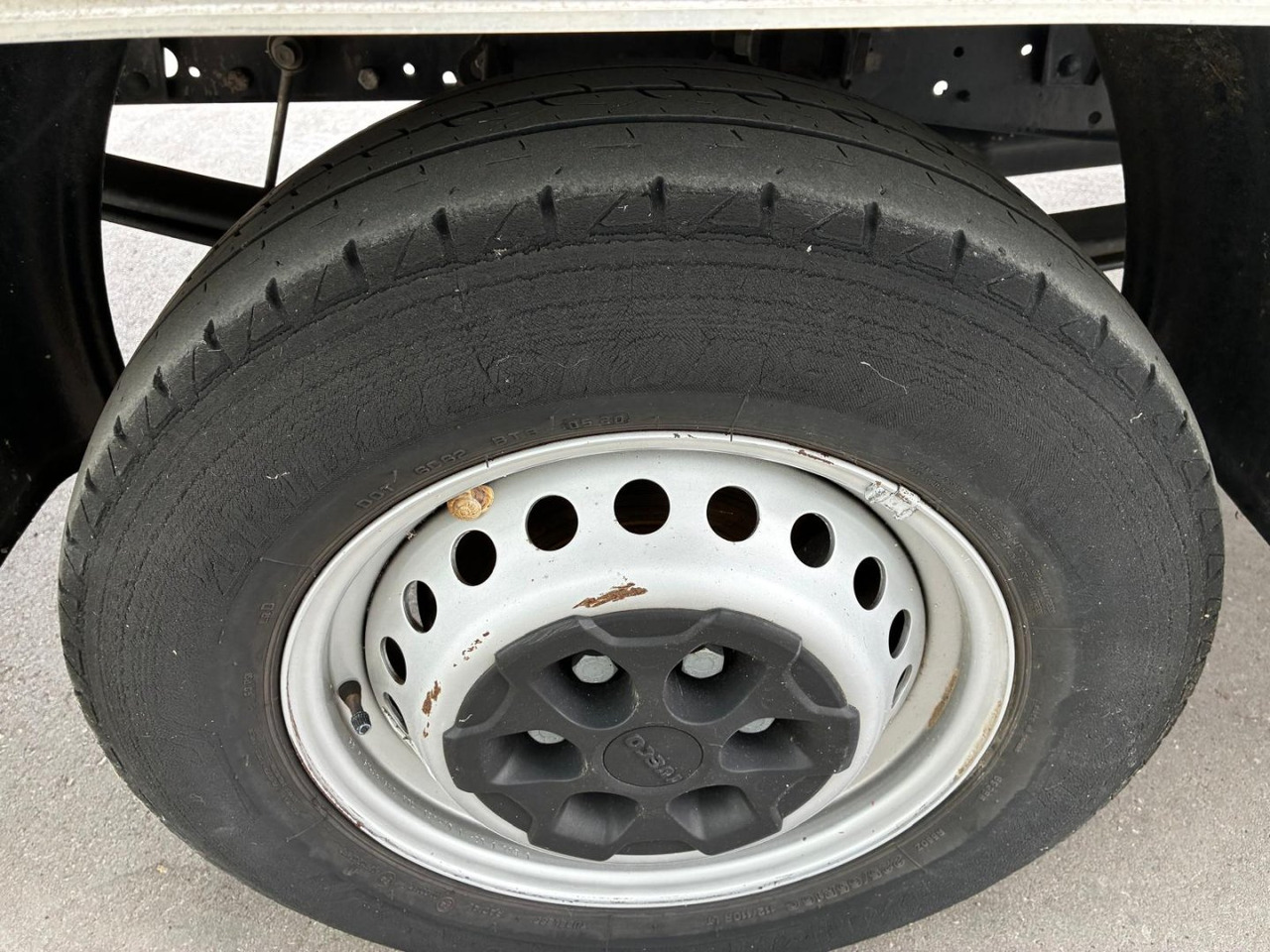 Tarbesõiduk furgoon Caja cerrada IVECO 35C16 20m3: pilt 10