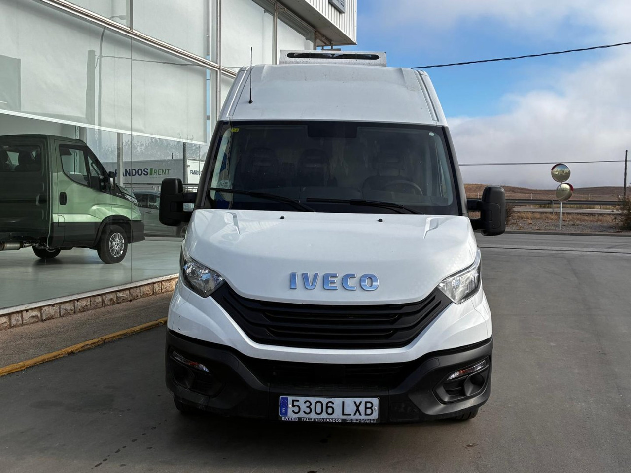 Frigorífico IVECO 35S16 V FRIGORÍFICA 12m3 - Tarbesõiduk külmik: pilt 2 Frigorífico IVECO 35S16 V FRIGORÍFICA 12m3 - Tarbesõiduk külmik: pilt 2