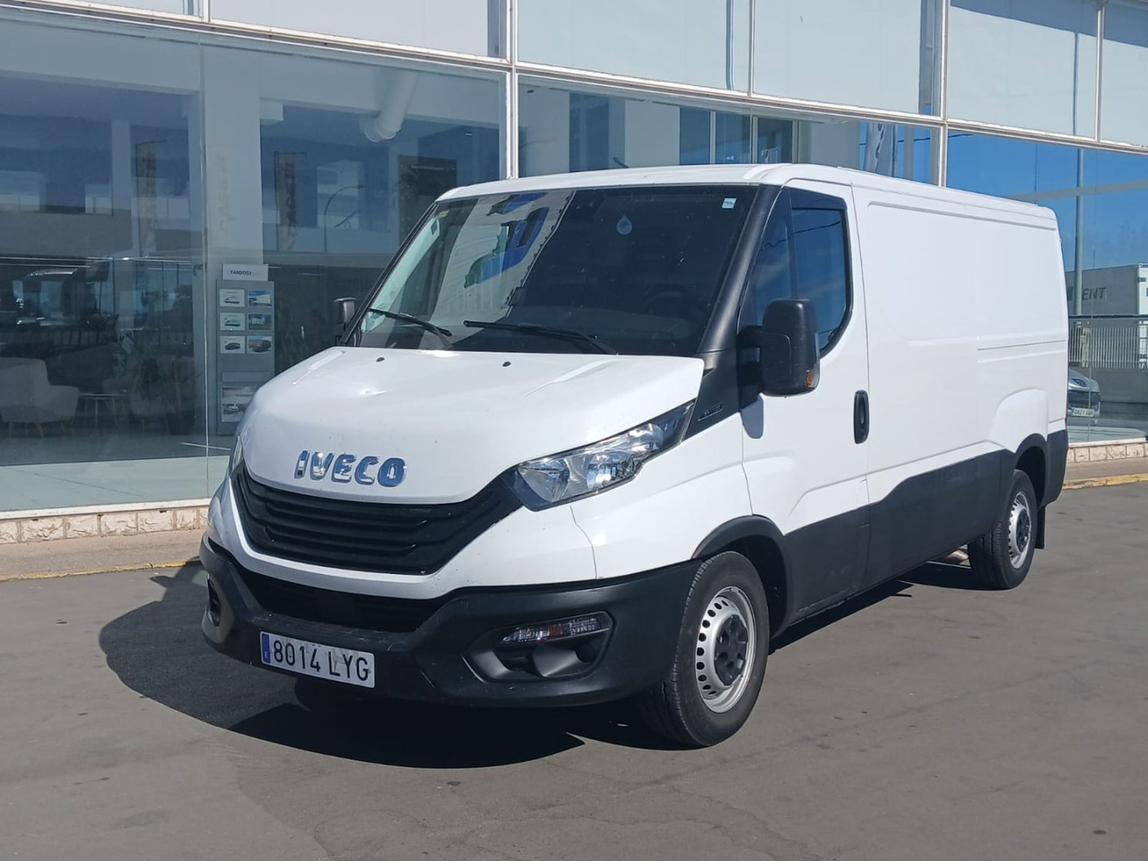 Furgón IVECO 35S16 V 9m3 - Kaubik: pilt 1 Furgón IVECO 35S16 V 9m3 - Kaubik: pilt 1