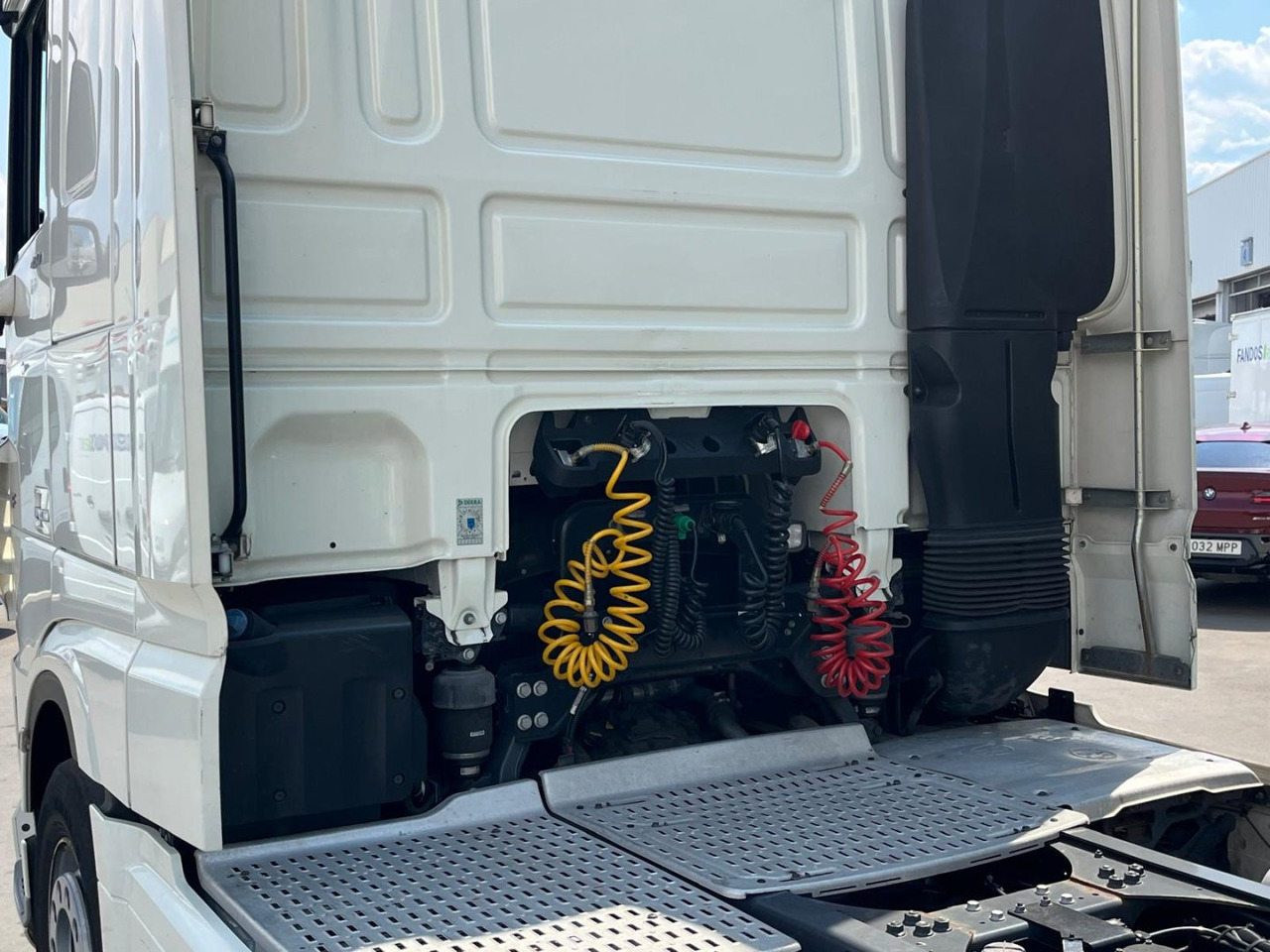 Cabeza Tractora DAF 480 AUTOMATICA CON INTARDER - Sadulveok: pilt 5 Cabeza Tractora DAF 480 AUTOMATICA CON INTARDER - Sadulveok: pilt 5