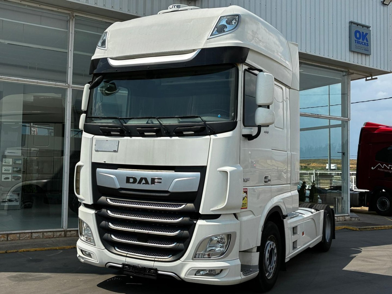 Cabeza Tractora DAF 480 AUTOMATICA CON INTARDER - Sadulveok: pilt 1 Cabeza Tractora DAF 480 AUTOMATICA CON INTARDER - Sadulveok: pilt 1