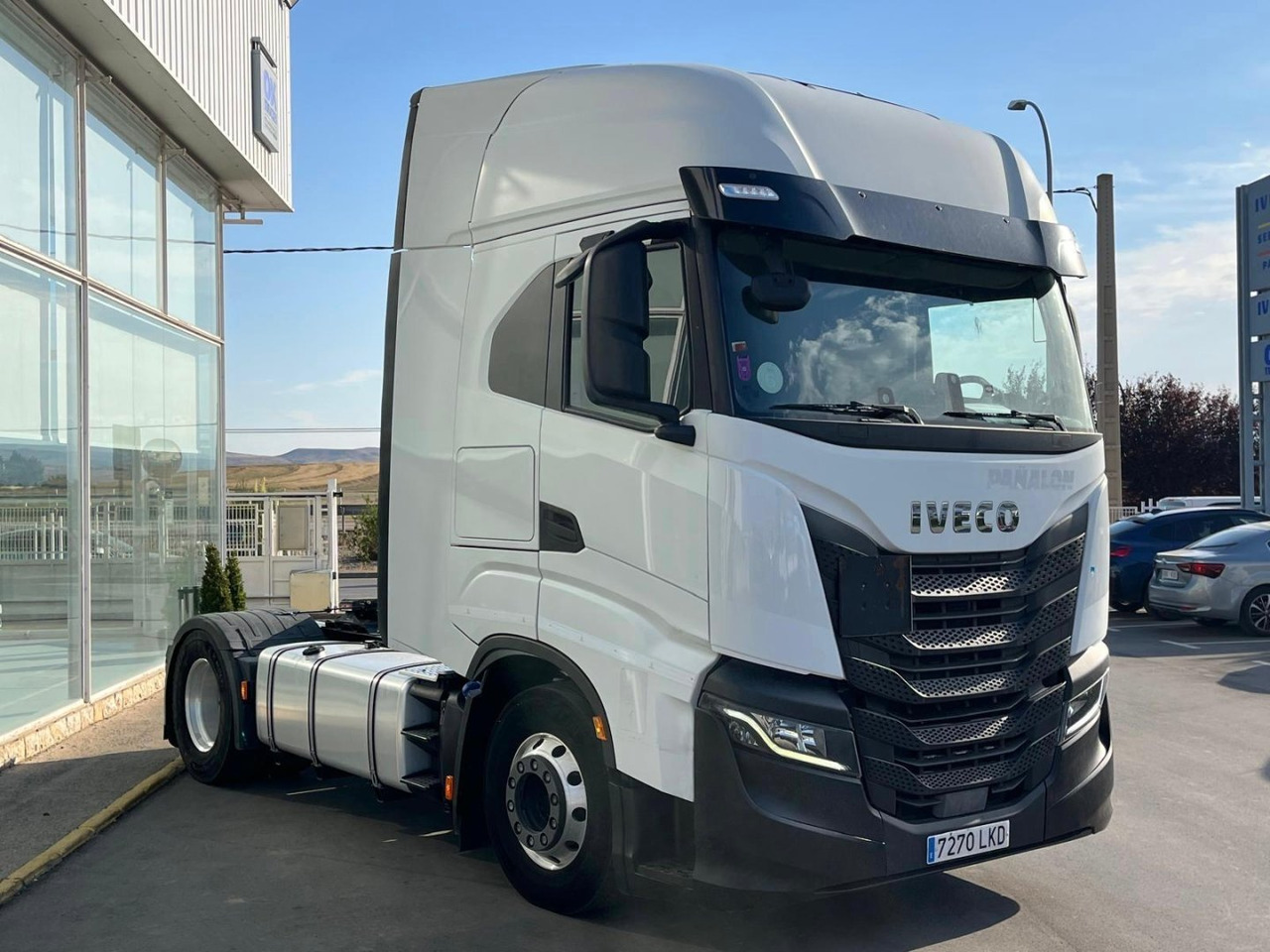Cabeza Tractora IVECO 460 AUTOMATICO CON INTARDER - Sadulveok: pilt 3 Cabeza Tractora IVECO 460 AUTOMATICO CON INTARDER - Sadulveok: pilt 3