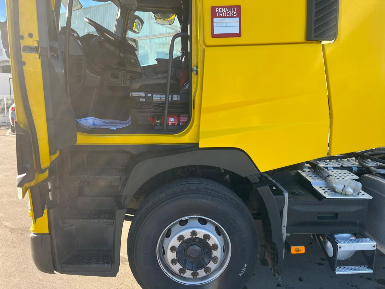 Cabeza Tractora Renault T480 AUTOMATICA INTARDER - Sadulveok: pilt 4 Cabeza Tractora Renault T480 AUTOMATICA INTARDER - Sadulveok: pilt 4