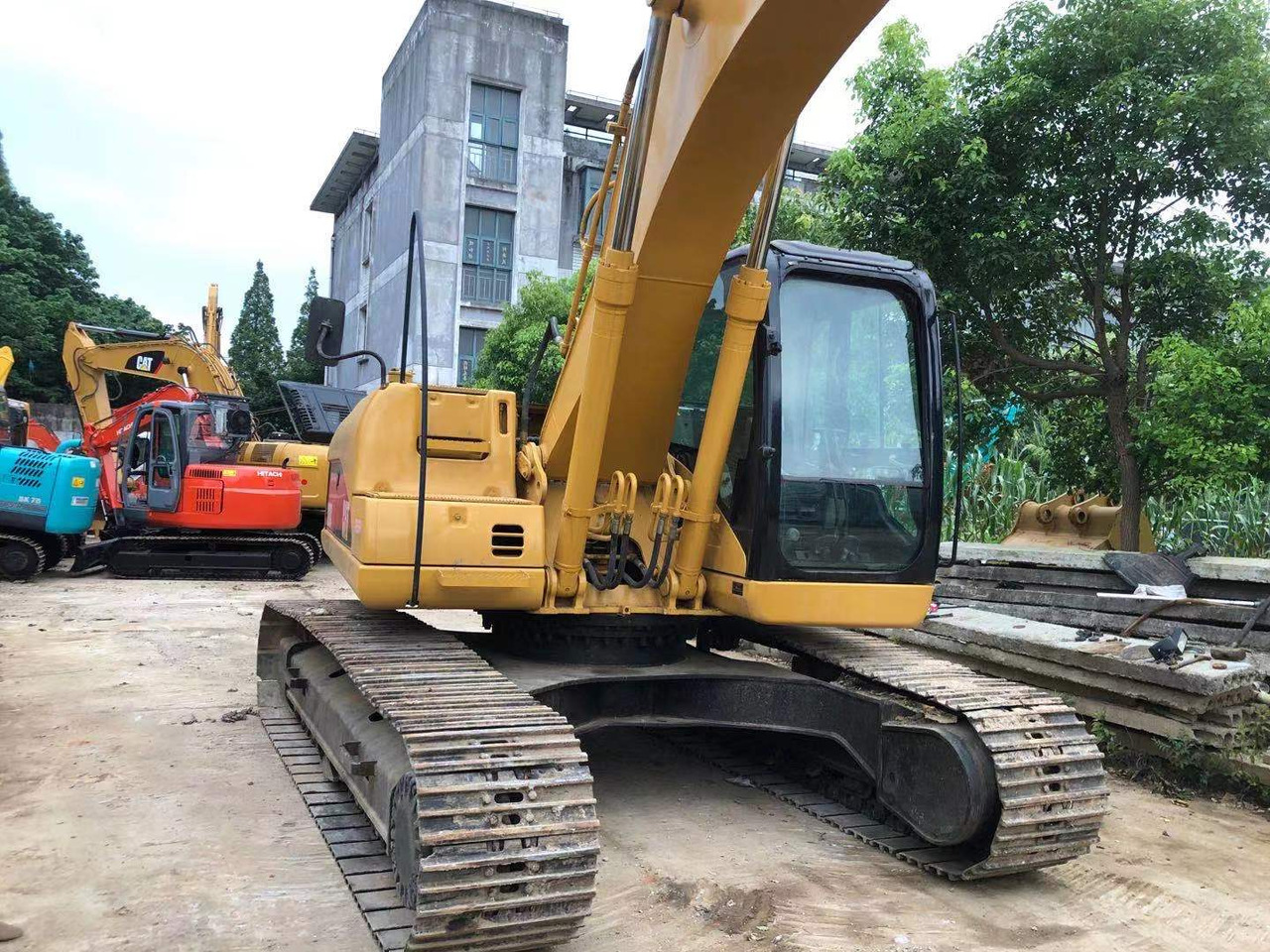 CAT 320CL CAT 320D 320GC - Lintekskavaator: pilt 3 CAT 320CL CAT 320D 320GC - Lintekskavaator: pilt 3