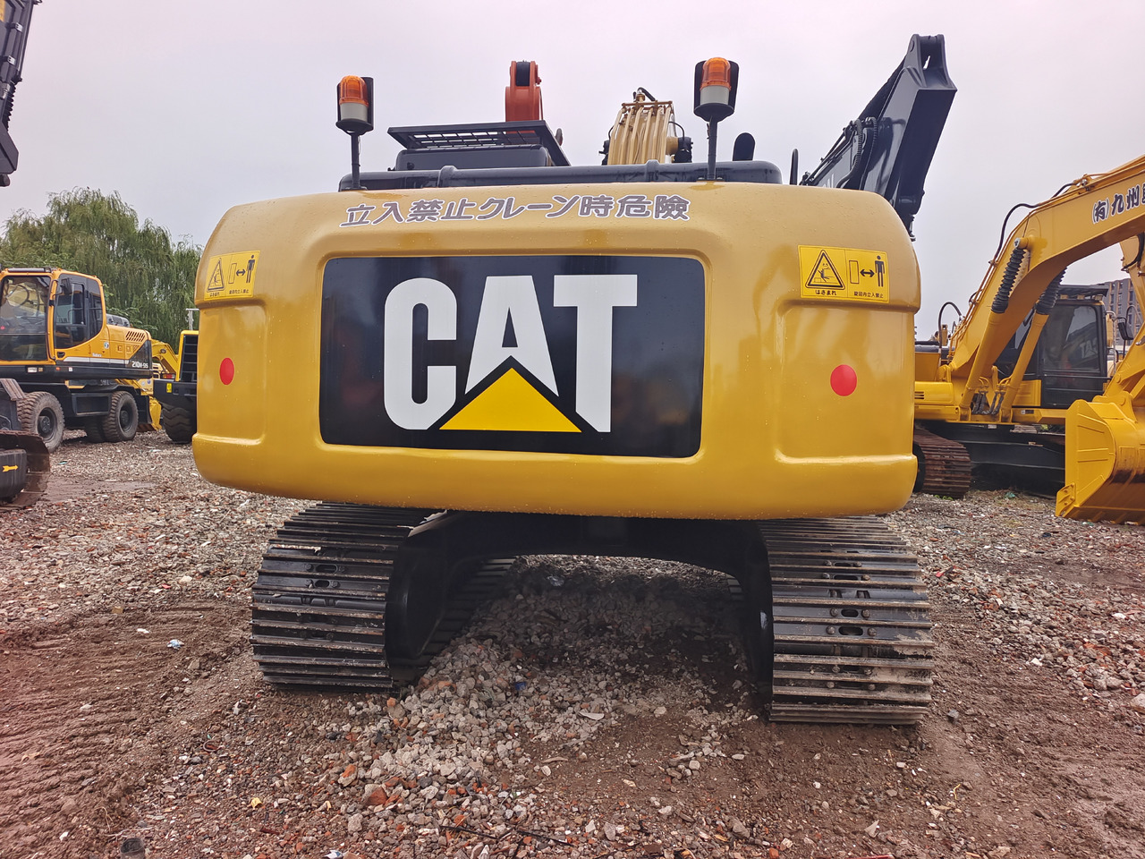 CAT 320D2L - Lintekskavaator: pilt 3 CAT 320D2L - Lintekskavaator: pilt 3