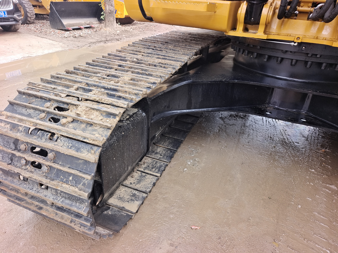 CAT 320D2L WITH 3 CAMERAS - Lintekskavaator: pilt 2 CAT 320D2L WITH 3 CAMERAS - Lintekskavaator: pilt 2