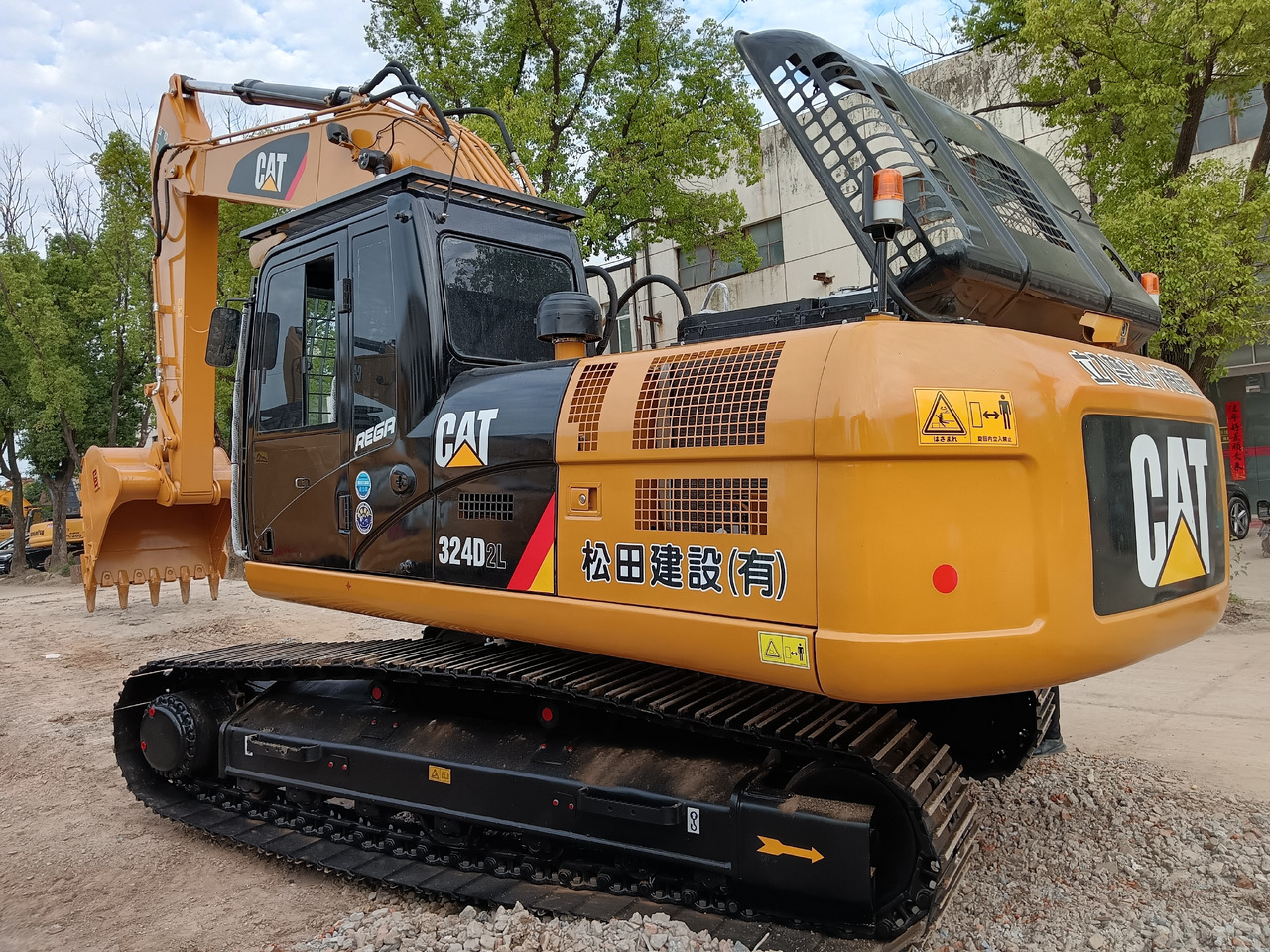 CAT 324 D L - Lintekskavaator: pilt 1 CAT 324 D L - Lintekskavaator: pilt 1