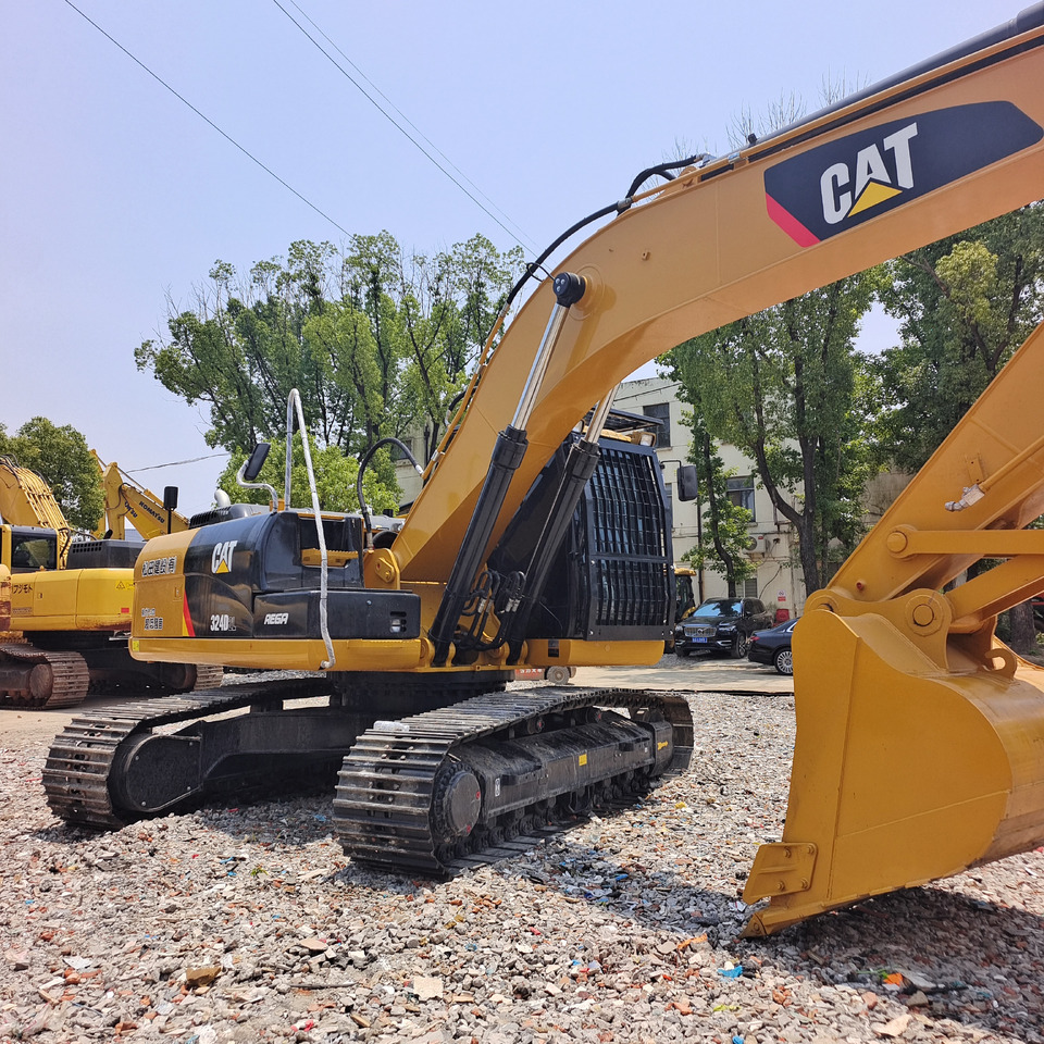 CAT 324D L - Lintekskavaator: pilt 2 CAT 324D L - Lintekskavaator: pilt 2