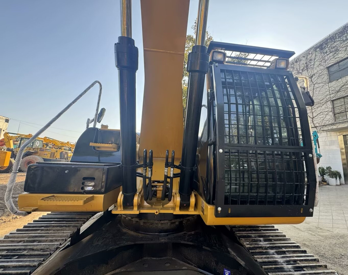 CATERPILLAR 330D2L CAT 330D 330GC - Lintekskavaator: pilt 4 CATERPILLAR 330D2L CAT 330D 330GC - Lintekskavaator: pilt 4