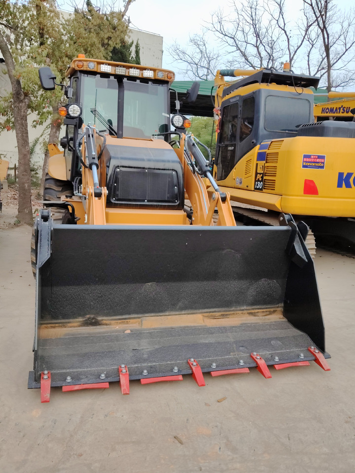 CATERPILLAR 420F CAT - Ekskavaator-laadur: pilt 5 CATERPILLAR 420F CAT - Ekskavaator-laadur: pilt 5