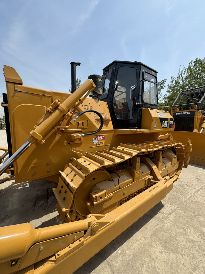 CATERPILLAR D6G CAT D 6 G D7G D8T - Buldooser: pilt 2 CATERPILLAR D6G CAT D 6 G D7G D8T - Buldooser: pilt 2