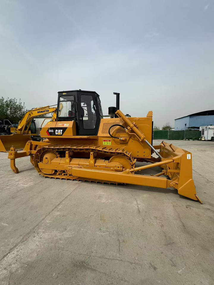 CATERPILLAR D6G CAT D 6 G D7G D8T - Buldooser: pilt 4 CATERPILLAR D6G CAT D 6 G D7G D8T - Buldooser: pilt 4