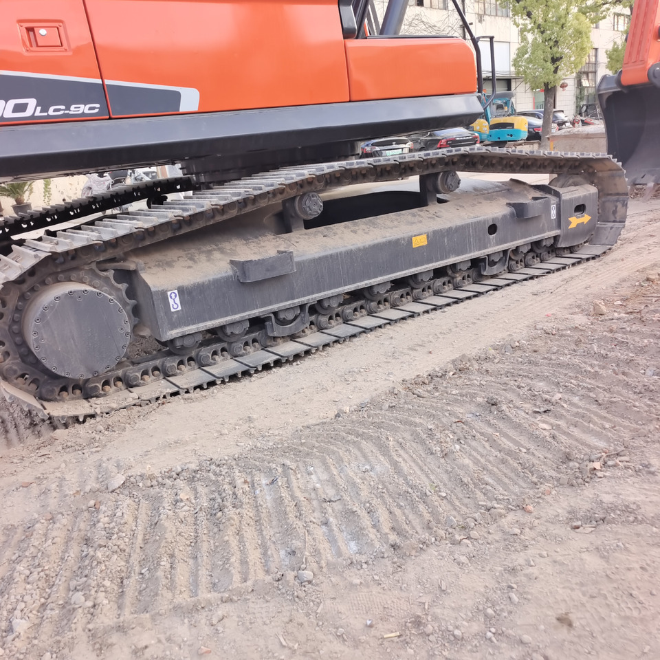 DOOSAN DX 300 LC - 9C - Lintekskavaator: pilt 4 DOOSAN DX 300 LC - 9C - Lintekskavaator: pilt 4