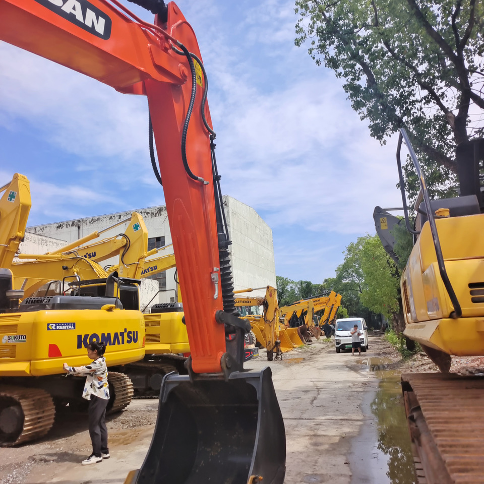 DOOSAN DX225LCA DX225 LC - 9C - Lintekskavaator: pilt 5 DOOSAN DX225LCA DX225 LC - 9C - Lintekskavaator: pilt 5