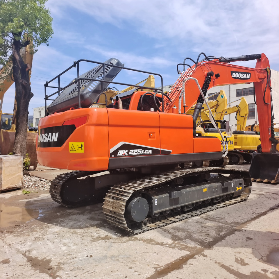 DOOSAN DX225LCA DX225LC-9C - Lintekskavaator: pilt 1 DOOSAN DX225LCA DX225LC-9C - Lintekskavaator: pilt 1