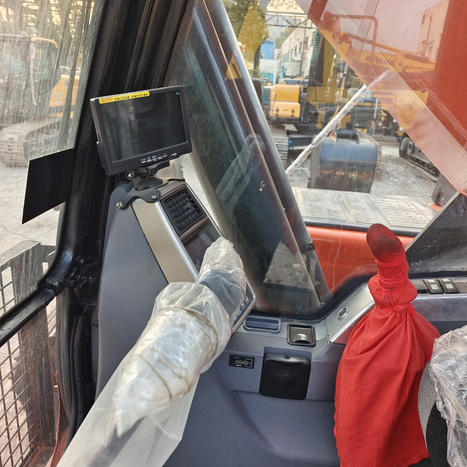 DOOSAN DX300LC-9C Doosan DX 300 LC - 9 C - Lintekskavaator: pilt 5 DOOSAN DX300LC-9C Doosan DX 300 LC - 9 C - Lintekskavaator: pilt 5
