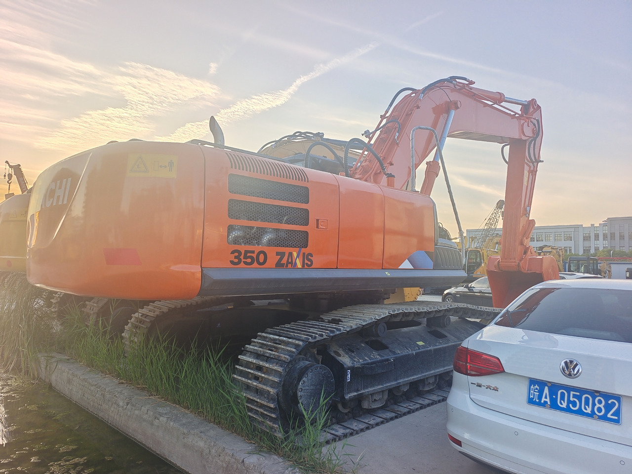 HITACHI ZX350H-5G - Lintekskavaator: pilt 1 HITACHI ZX350H-5G - Lintekskavaator: pilt 1