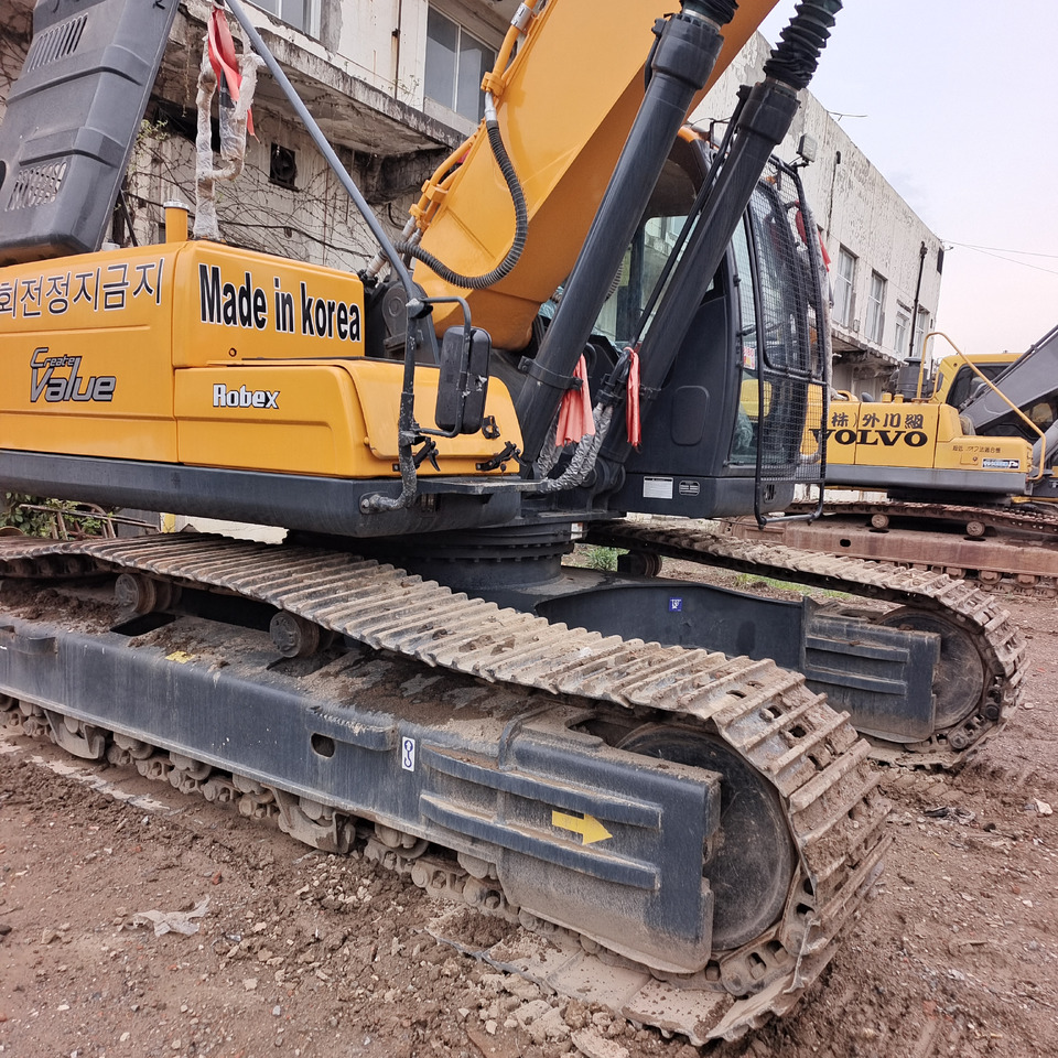 HYUNDAI 305LC-9S - Lintekskavaator: pilt 2 HYUNDAI 305LC-9S - Lintekskavaator: pilt 2