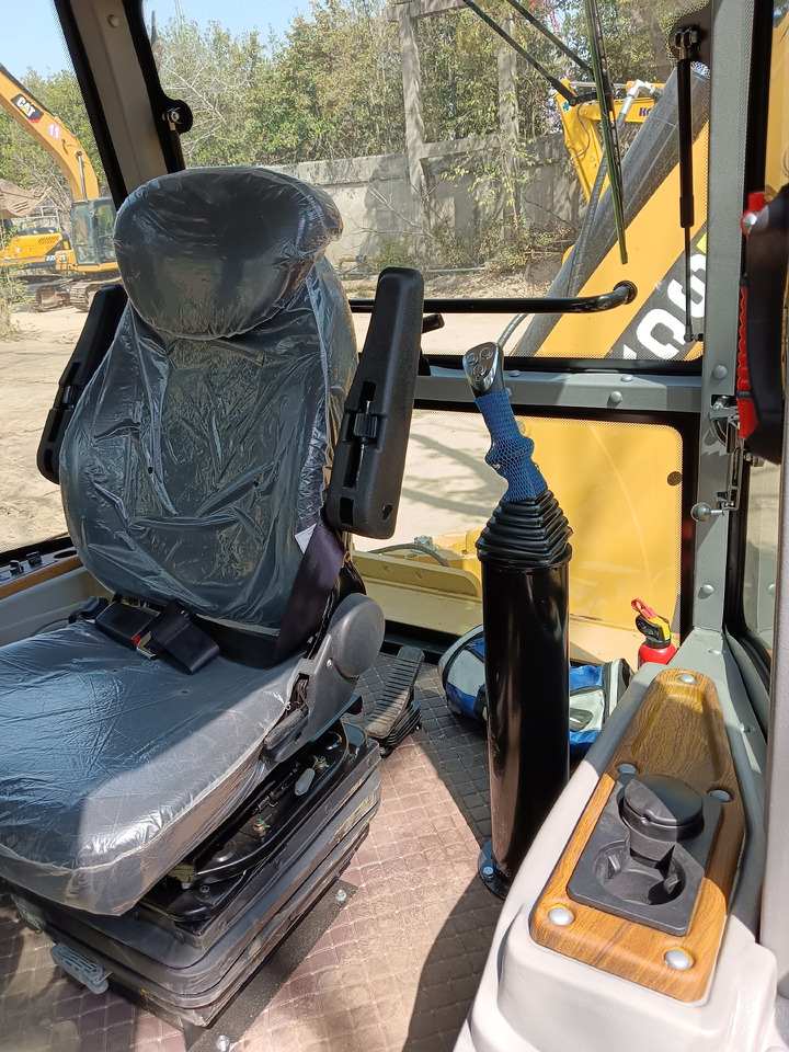 Ekskavaator-laadur JCB 3CX BRAND NEW: pilt 11