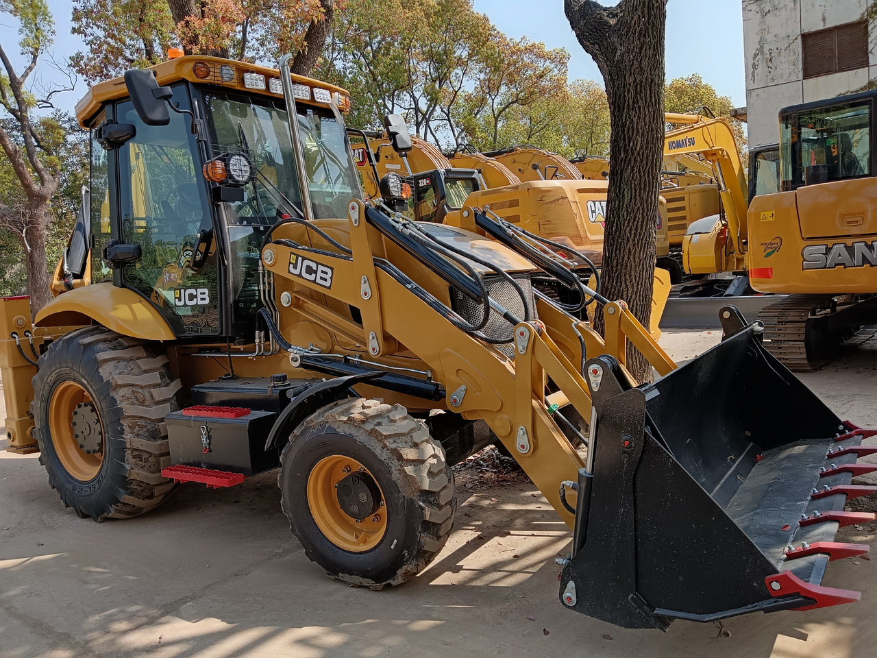 JCB 3CX - Ekskavaator-laadur: pilt 3 JCB 3CX - Ekskavaator-laadur: pilt 3