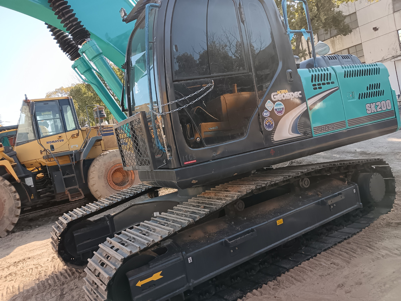 KOBELCO SK200-8 - Lintekskavaator: pilt 3 KOBELCO SK200-8 - Lintekskavaator: pilt 3