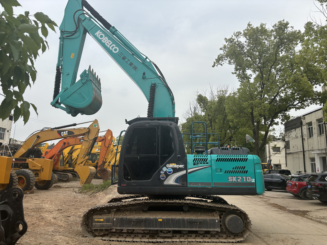 KOBELCO SK210LC - Lintekskavaator: pilt 2 KOBELCO SK210LC - Lintekskavaator: pilt 2