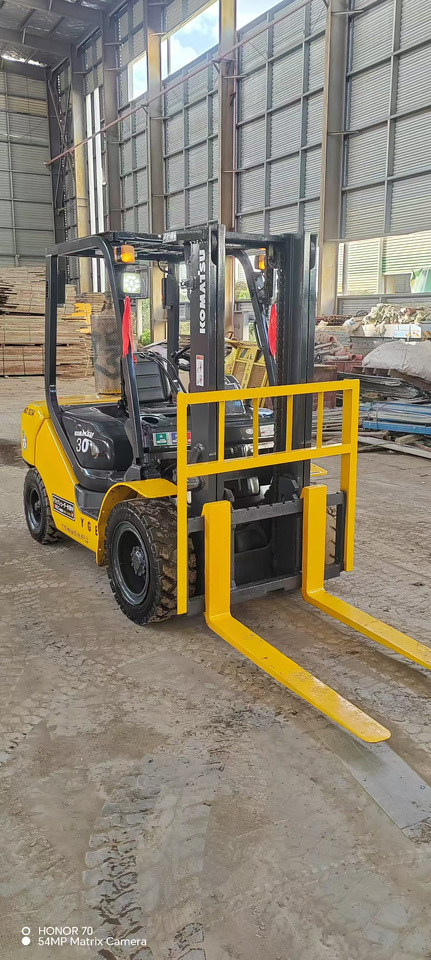 KOMATSU FD 30 - Diiseltõstuk: pilt 4 KOMATSU FD 30 - Diiseltõstuk: pilt 4