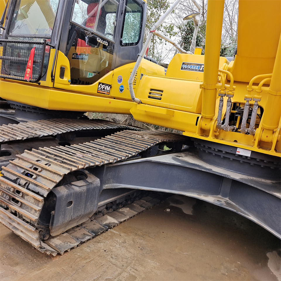 KOMATSU PC210LC-8 PC 210 LC - 8 - Lintekskavaator: pilt 3 KOMATSU PC210LC-8 PC 210 LC - 8 - Lintekskavaator: pilt 3