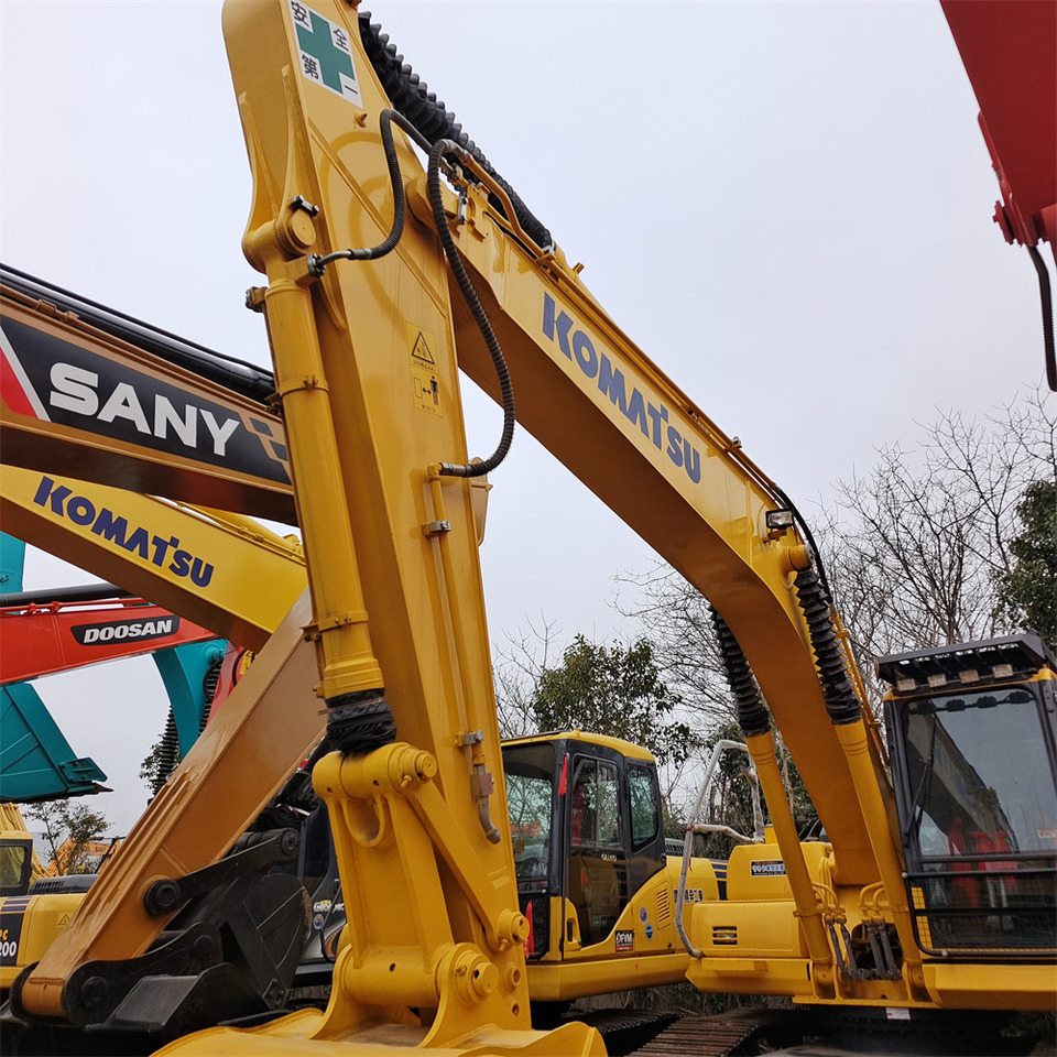 KOMATSU PC210LC-8 PC 210 LC - 8 - Lintekskavaator: pilt 2 KOMATSU PC210LC-8 PC 210 LC - 8 - Lintekskavaator: pilt 2