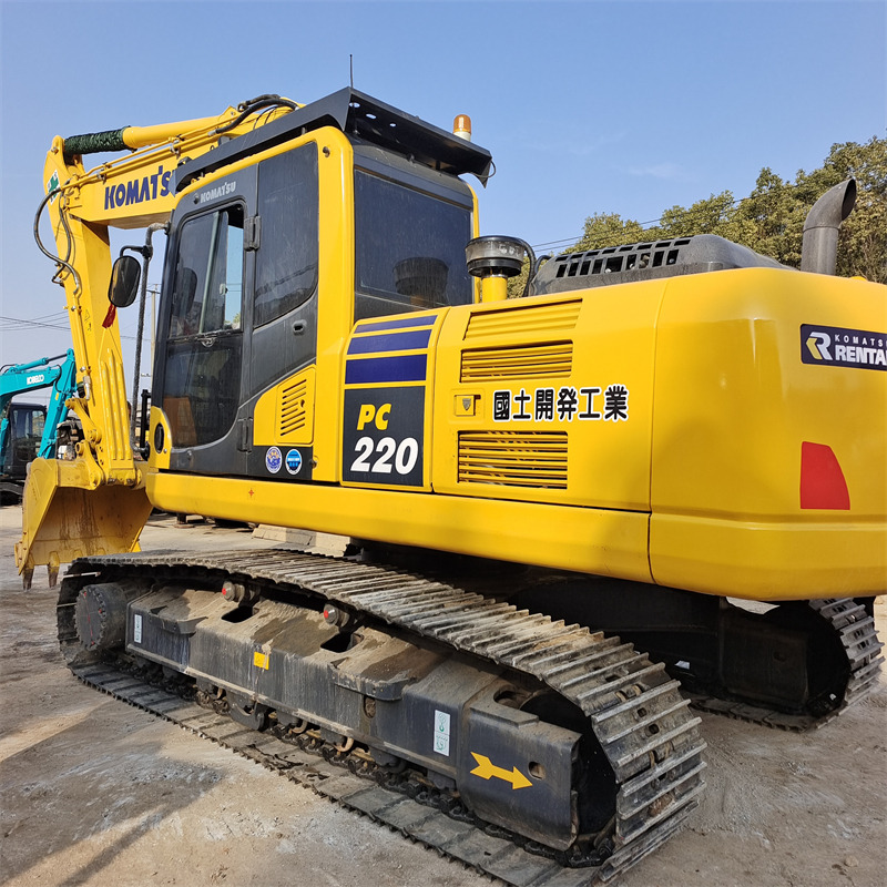 KOMATSU PC220-8N1 - Lintekskavaator: pilt 1 KOMATSU PC220-8N1 - Lintekskavaator: pilt 1