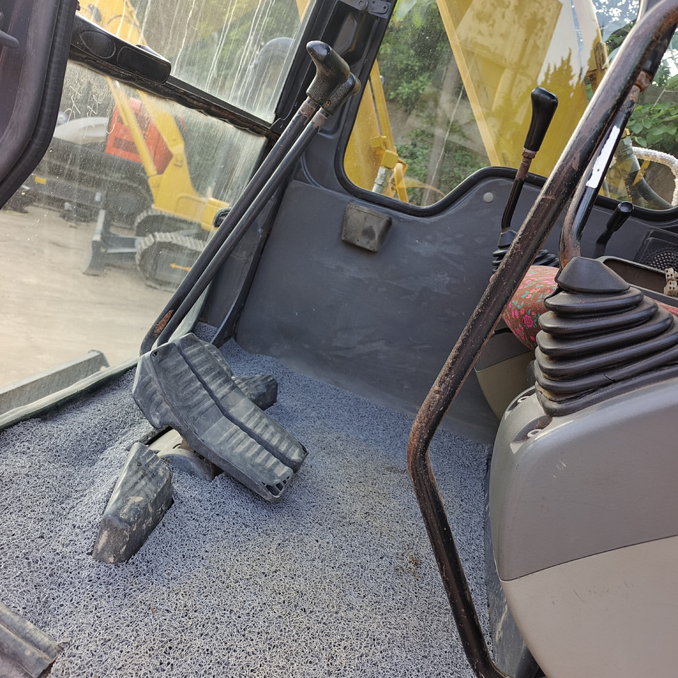 KOMATSU PC60 - Miniekskavaator: pilt 4 KOMATSU PC60 - Miniekskavaator: pilt 4