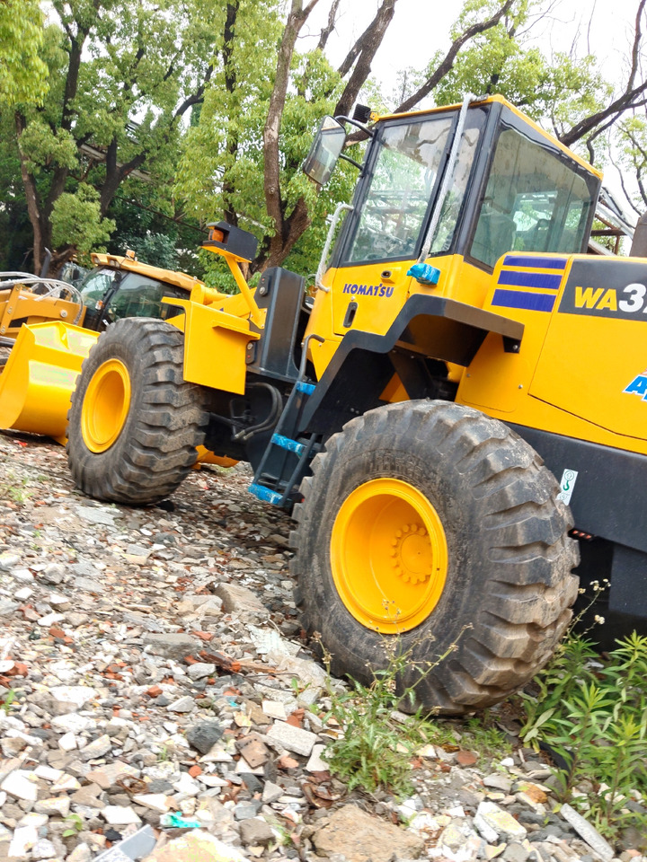 KOMATSU WA320-5 - Rataslaadur: pilt 4 KOMATSU WA320-5 - Rataslaadur: pilt 4