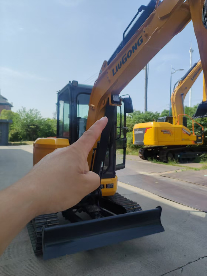 LIUGONG 9035F ZTSG4 BRAND NEW 3.8 TON 3 TON 4 TON MINI DIGGER - Miniekskavaator: pilt 5 LIUGONG 9035F ZTSG4 BRAND NEW 3.8 TON 3 TON 4 TON MINI DIGGER - Miniekskavaator: pilt 5