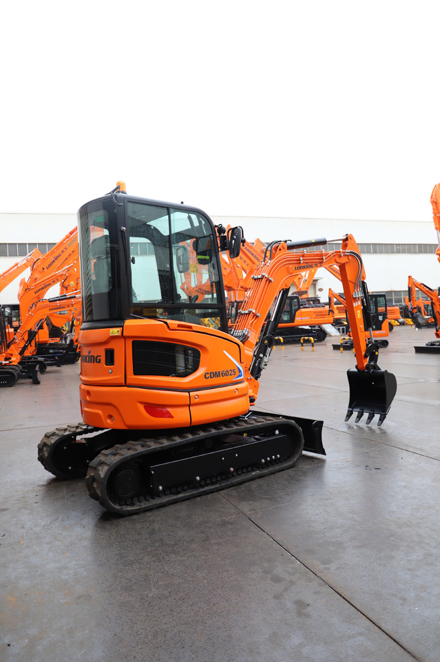 LONKING CDM6025 2.65 TON BRAND NEW - Miniekskavaator: pilt 4 LONKING CDM6025 2.65 TON BRAND NEW - Miniekskavaator: pilt 4