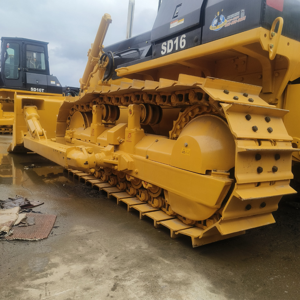 SHANTUI SD 16 WITH RIPPER - Buldooser: pilt 2 SHANTUI SD 16 WITH RIPPER - Buldooser: pilt 2