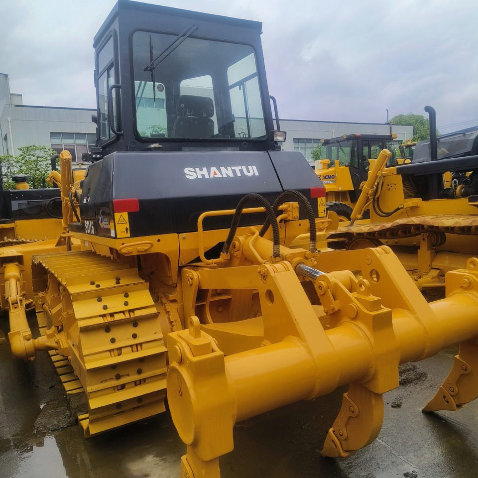SHANTUI SD16 - Buldooser: pilt 1 SHANTUI SD16 - Buldooser: pilt 1