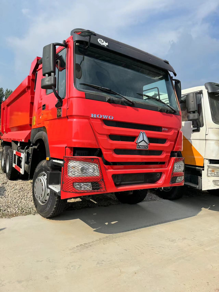 SINOTRUK HOWO 6*4 8*4 DUMP TRUCK - Kallurauto: pilt 1 SINOTRUK HOWO 6*4 8*4 DUMP TRUCK - Kallurauto: pilt 1