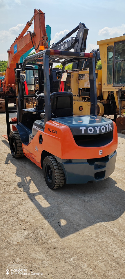 TOYOTA FD35 - Kahveltõstuk: pilt 4 TOYOTA FD35 - Kahveltõstuk: pilt 4
