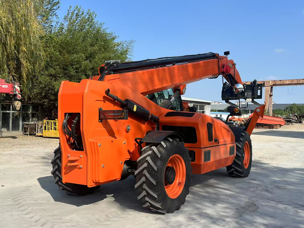 XCMG 17.5 METER TELEHANDLER BRAND NEW - Teleskooplaadur: pilt 4 XCMG 17.5 METER TELEHANDLER BRAND NEW - Teleskooplaadur: pilt 4