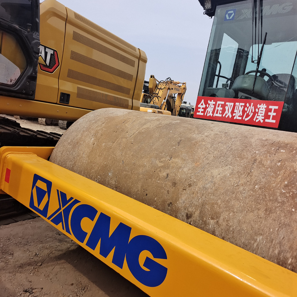 XCMG XS143J - Teerull: pilt 2 XCMG XS143J - Teerull: pilt 2