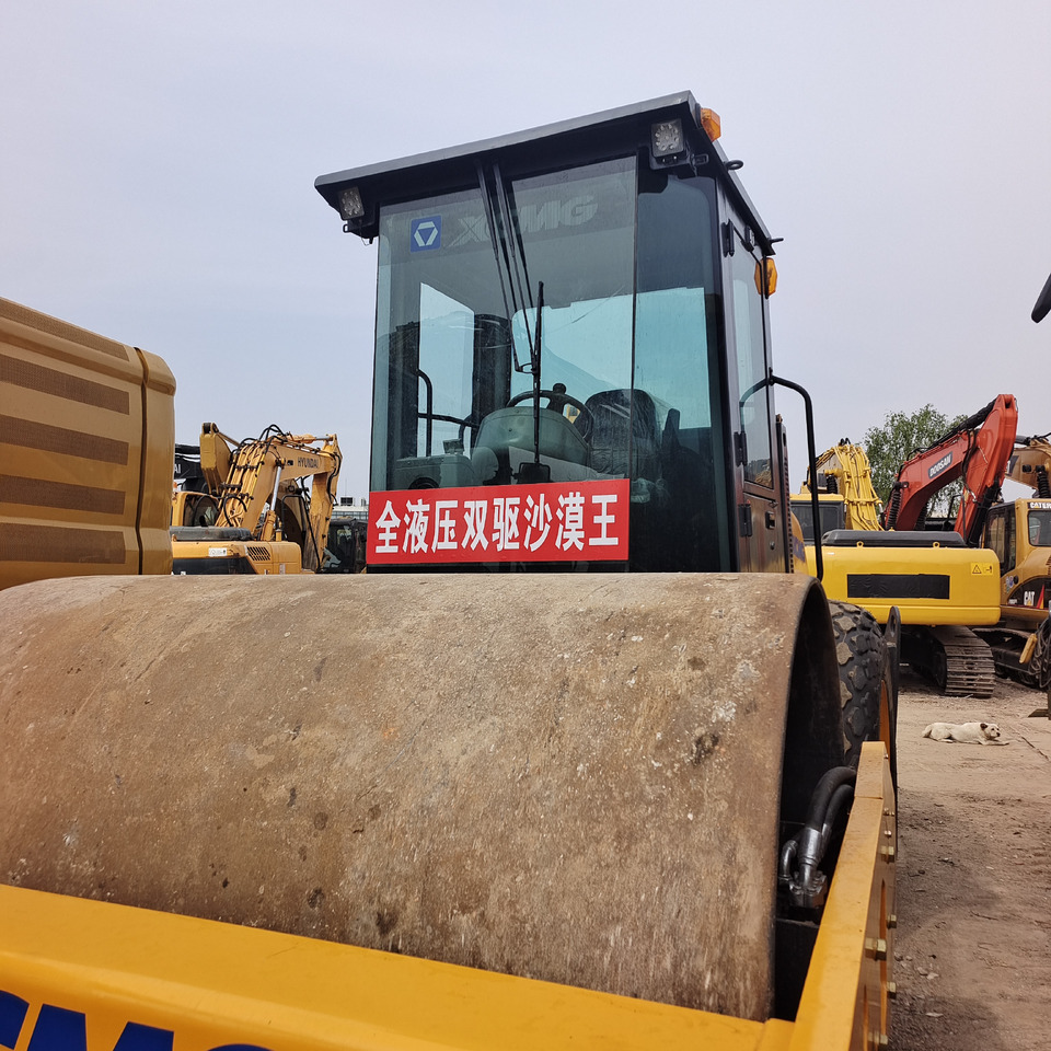 XCMG XS143J - Teerull: pilt 3 XCMG XS143J - Teerull: pilt 3