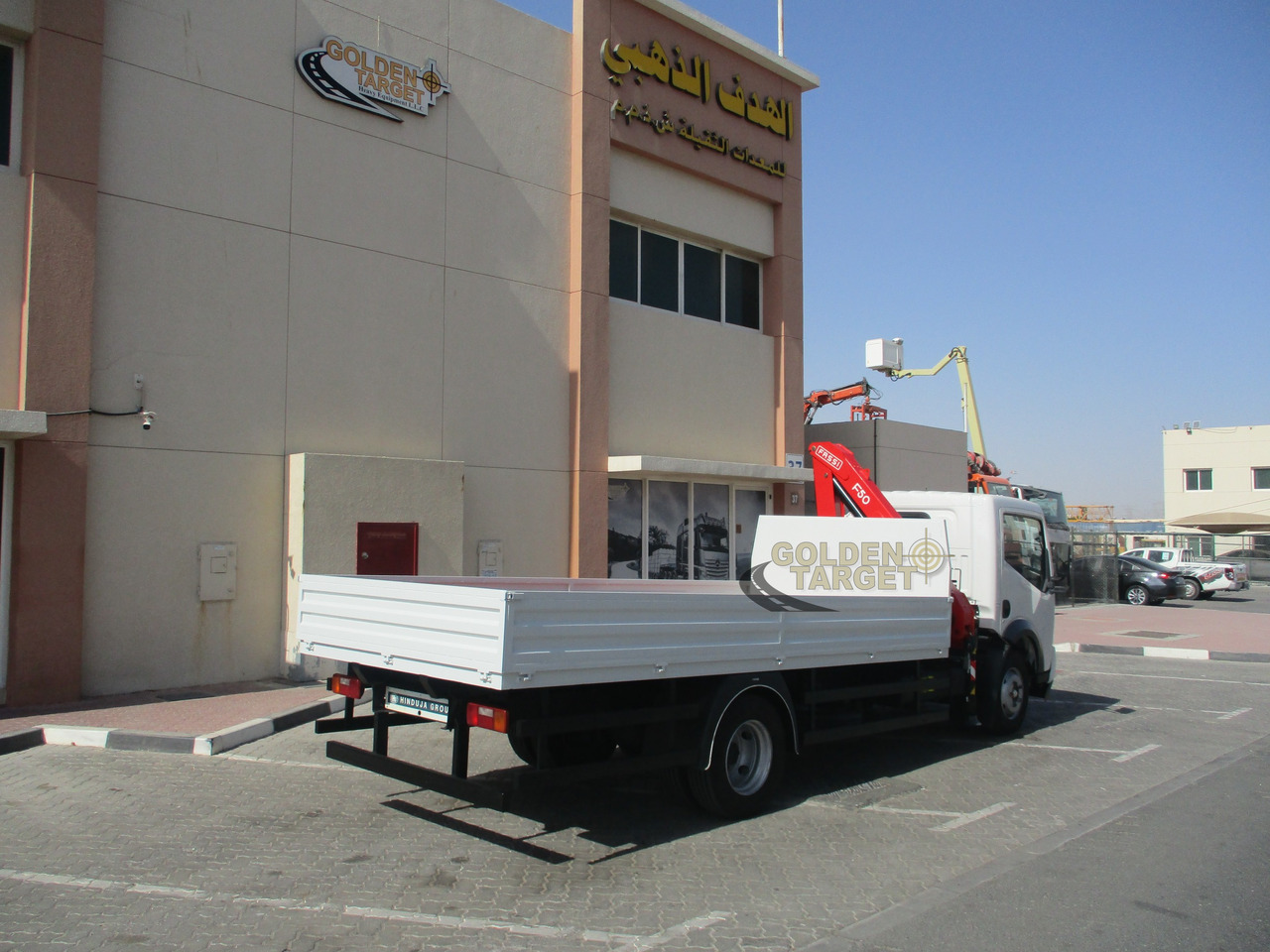 Ashok Leyland PARTNER LX 4x2 with Fassi F50A.022 Crane - Kraanaga veoauto: pilt 3 Ashok Leyland PARTNER LX 4x2 with Fassi F50A.022 Crane - Kraanaga veoauto: pilt 3