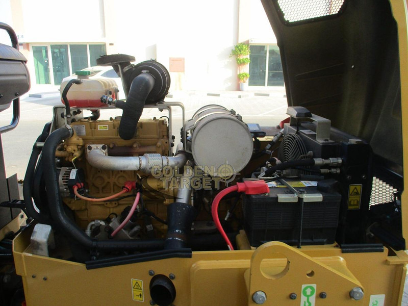 Põllurull Caterpillar CB34B Tandem Roller: pilt 8 Põllurull Caterpillar CB34B Tandem Roller: pilt 8