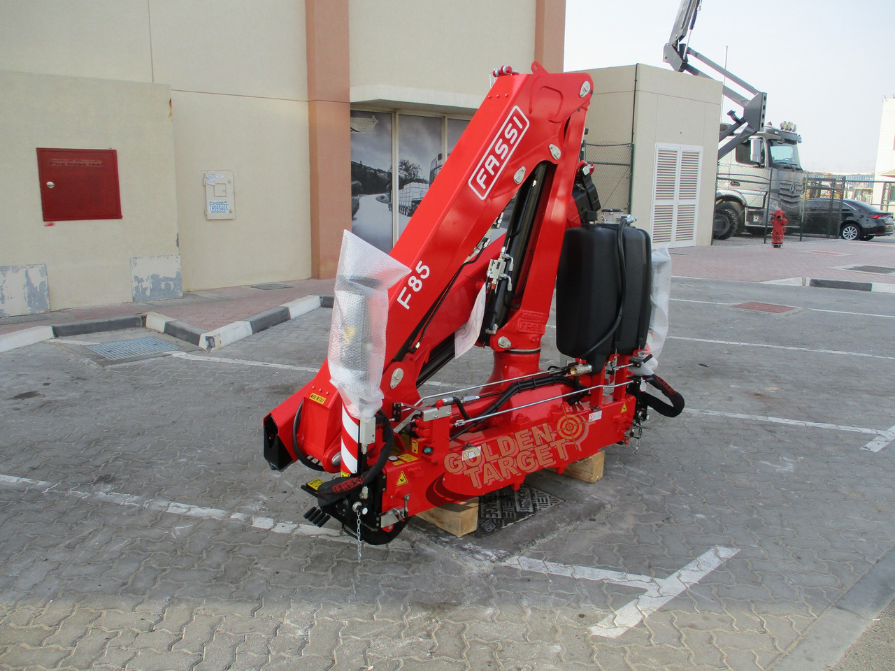 Fassi F85B.0.22 Loader Crane - Kraana-manipulaator: pilt 2 Fassi F85B.0.22 Loader Crane - Kraana-manipulaator: pilt 2