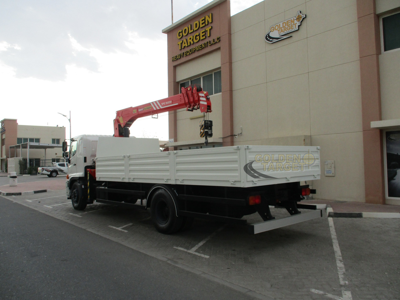 HINO 500 1625 4x2 with SANY PALFINGER SPS16000 Crane - Kraanaga veoauto: pilt 4 HINO 500 1625 4x2 with SANY PALFINGER SPS16000 Crane - Kraanaga veoauto: pilt 4