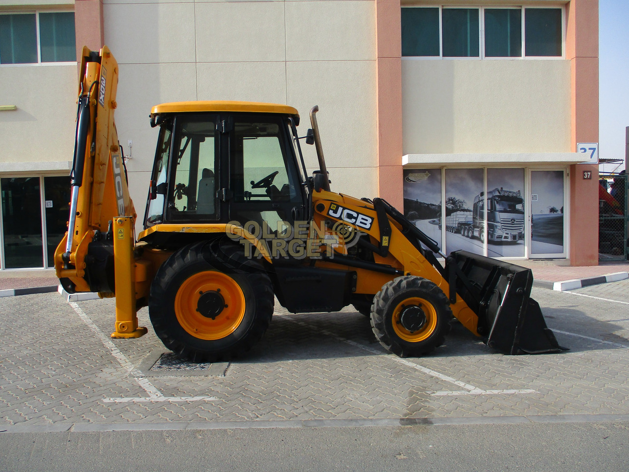 JCB 3DX PLUS 4×4 BACKHOE LOADER - Ekskavaator-laadur: pilt 5 JCB 3DX PLUS 4×4 BACKHOE LOADER - Ekskavaator-laadur: pilt 5