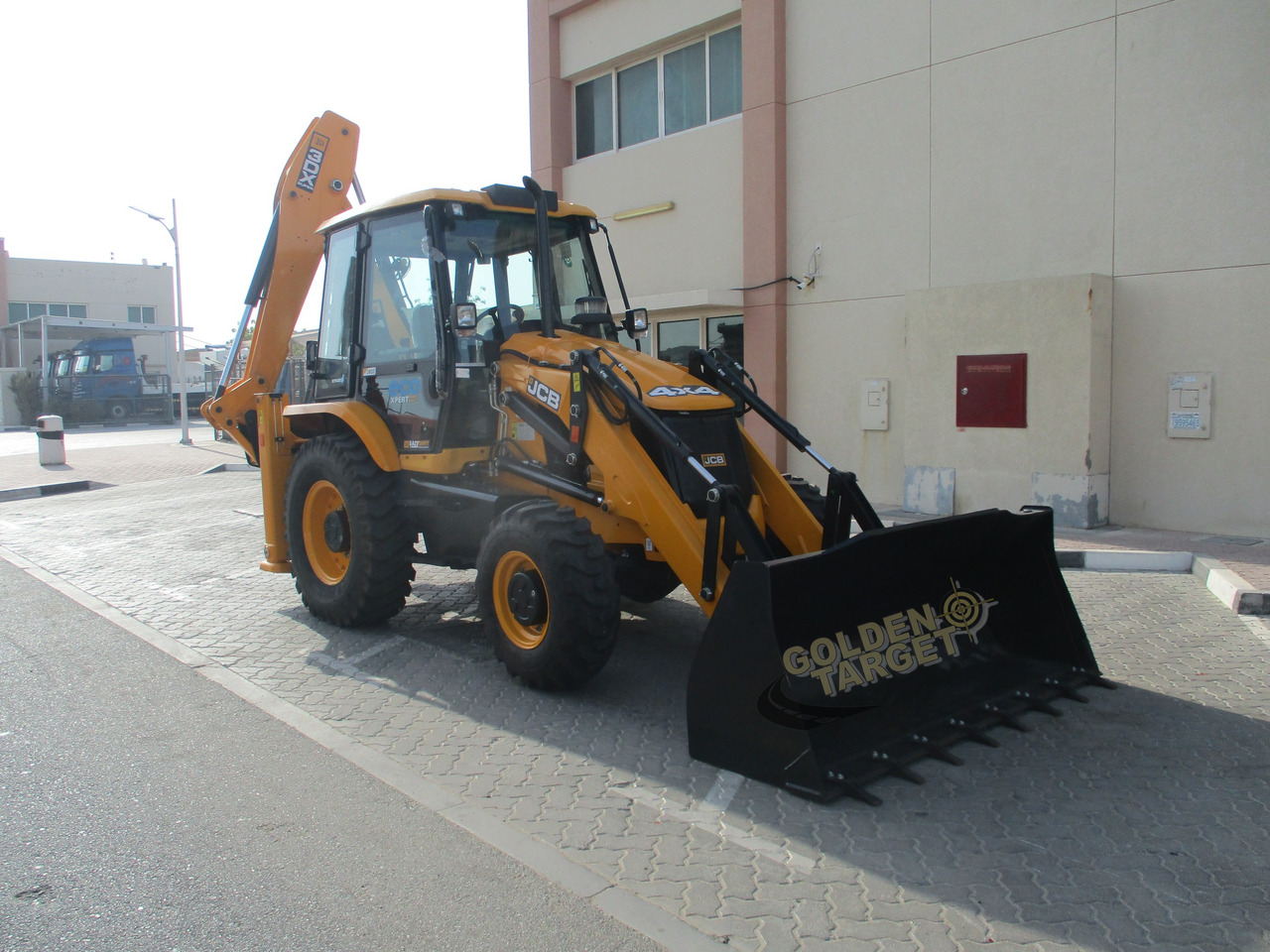 JCB 3DX PLUS 4×4 BACKHOE LOADER - Ekskavaator-laadur: pilt 1 JCB 3DX PLUS 4×4 BACKHOE LOADER - Ekskavaator-laadur: pilt 1