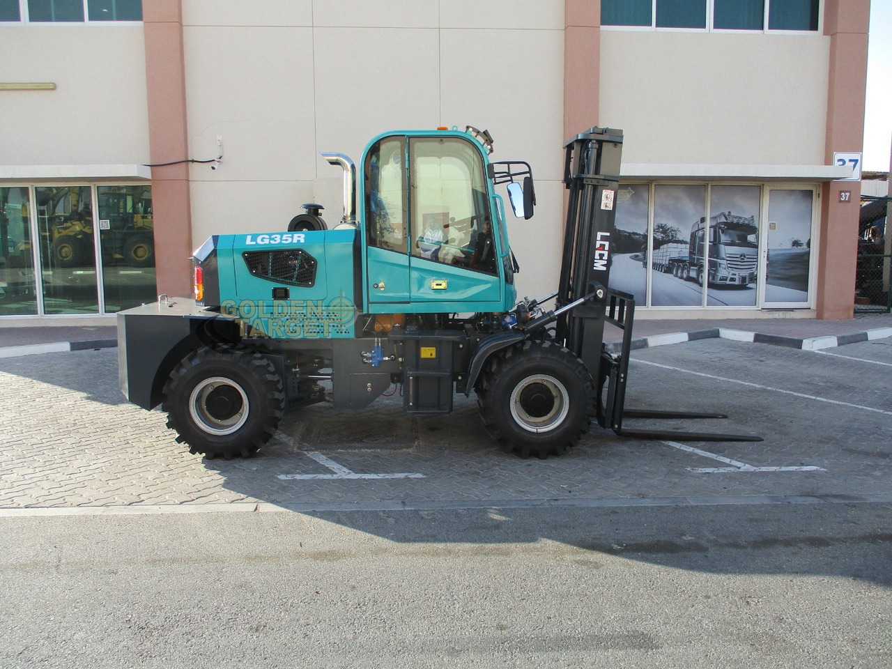 LGCM LG35R Rough Terrain Forklift - Diiseltõstuk: pilt 5 LGCM LG35R Rough Terrain Forklift - Diiseltõstuk: pilt 5