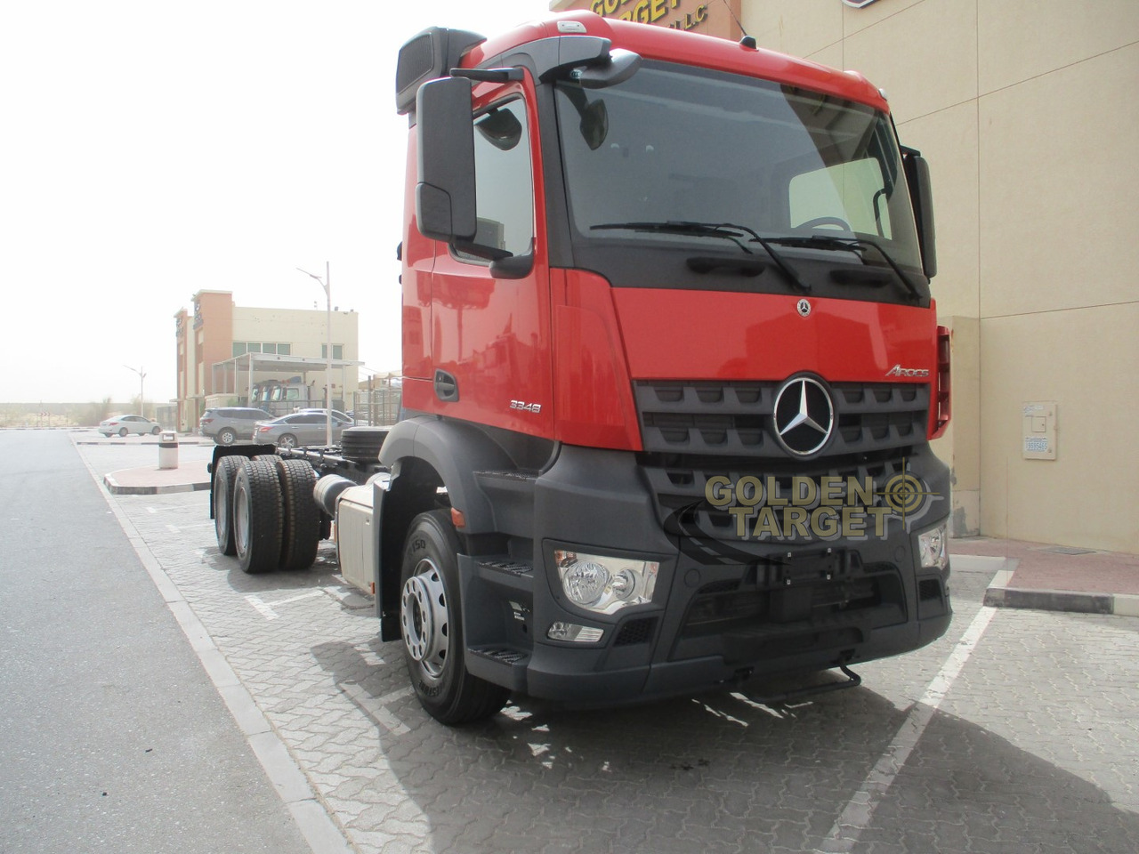 MERCEDES-BENZ Arocs 3348 6x4 Chassis - Kabiinišassiiga veoauto: pilt 1 MERCEDES-BENZ Arocs 3348 6x4 Chassis - Kabiinišassiiga veoauto: pilt 1